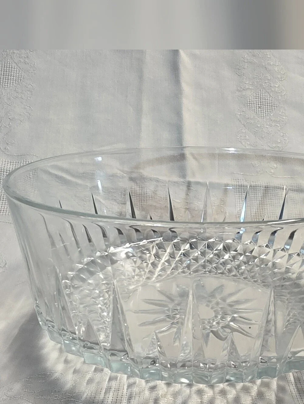 Vintage Arcoroc France Diamant Glass Serving Bowl 9